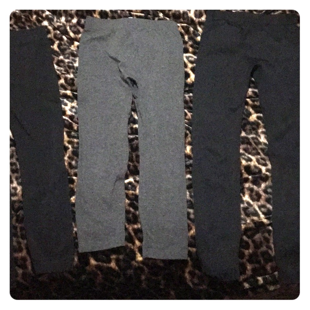 Black and gray leggings bundle
